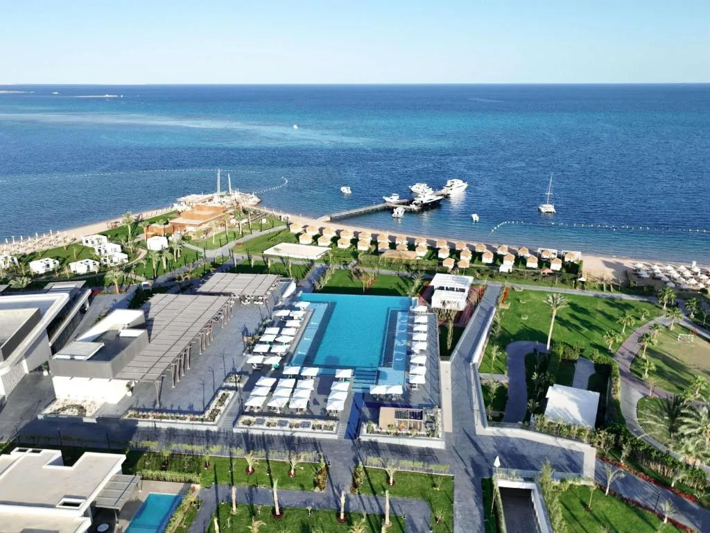 Rixos Magawish Bay View airport transfer